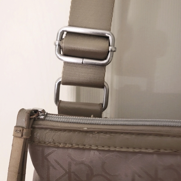 Calvin Klein Crossbody Bag - Picture 4 of 4